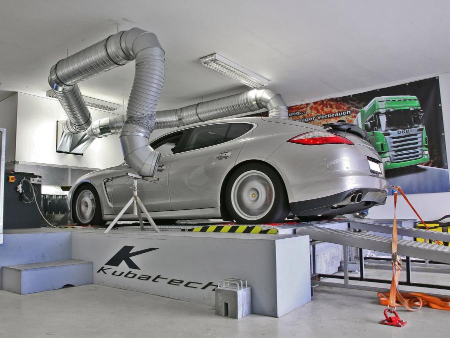  Porsche Panamera Turbo by McChip-DKR 2009 года  (фото 11 из 16)